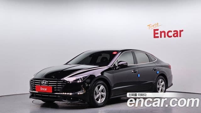 Hyundai Sonata Hybrid 2022 — Photo 17/20