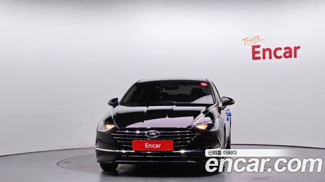 Hyundai Sonata Hybrid 2022 — Photo 6/20