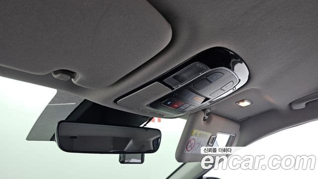 Hyundai Sonata Hybrid 2022 — Photo 15/20