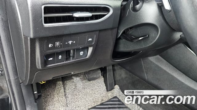 Hyundai Sonata Hybrid 2022 — Photo 11/20
