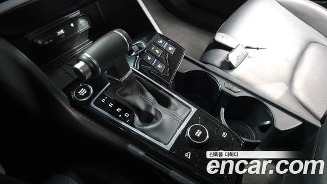 Kia Sportage 2023 — Şəkil 9/20