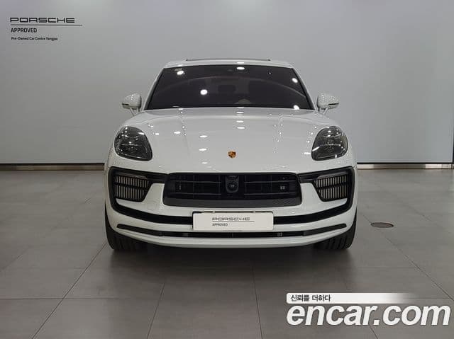 Porsche Macan 2023 — Photo 5/20