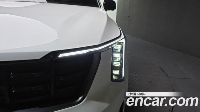 Kia Sorento 2024 — ფოტო 22/35