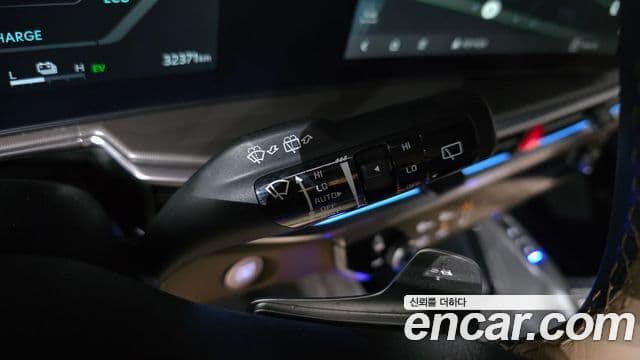 Kia Sorento 2024 — ფოტო 11/35