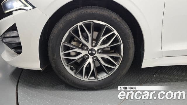 Kia K5 2021 — Şəkil 5/20