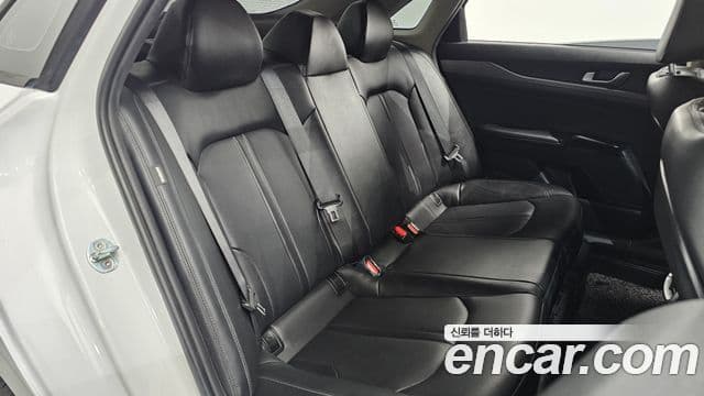 Kia K5 2021 — Şəkil 12/20