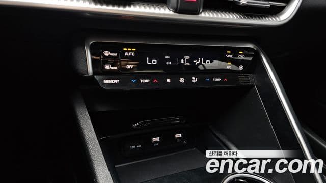 Kia K5 2021 — Şəkil 18/20