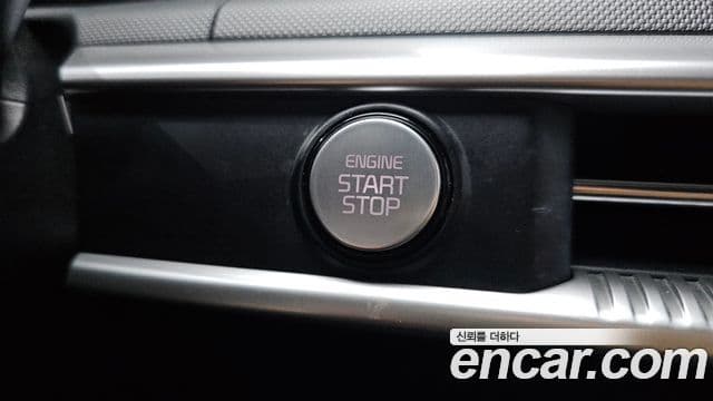 Kia K5 2021 — Şəkil 19/20