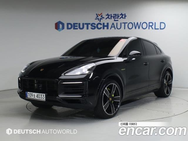 Porsche Cayenne 2023 — ფოტო 2/20