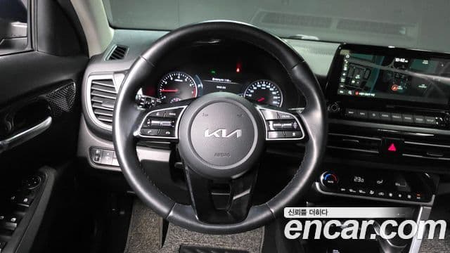 Kia Seltos 2021 — Şəkil 13/20