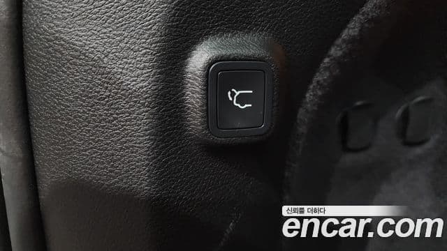 Jeep Cherokee 2021 — ფოტო 20/20