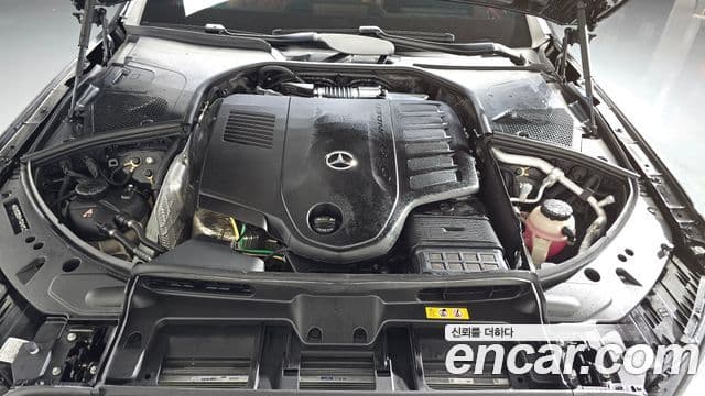 Mercedes-Benz S-Class 2025 — Фото 6/20