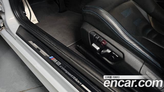 BMW M2 2019 — Photo 31/35