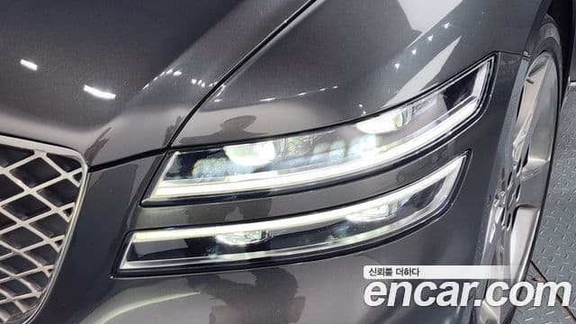 Genesis G80 2021 — Photo 19/39