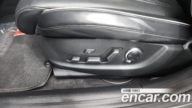 Genesis G80 2021 — Photo 18/39
