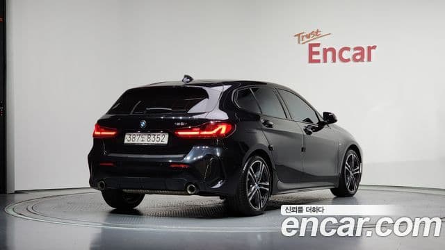 BMW 1 Series 2024 — Şəkil 2/20