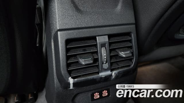 BMW 1 Series 2024 — Şəkil 19/20