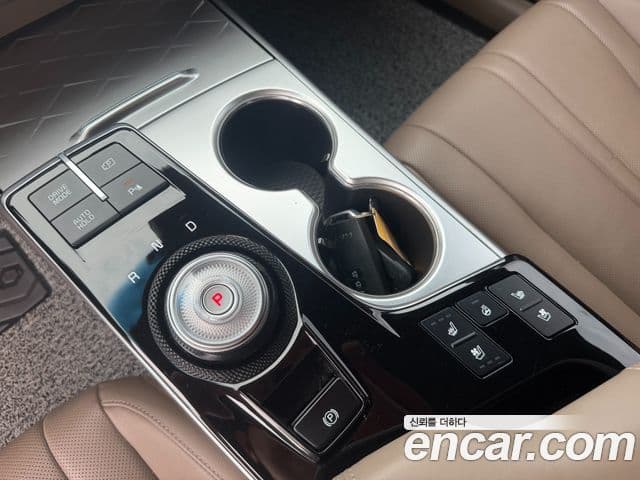 Kia K8 2022 — ფოტო 7/20