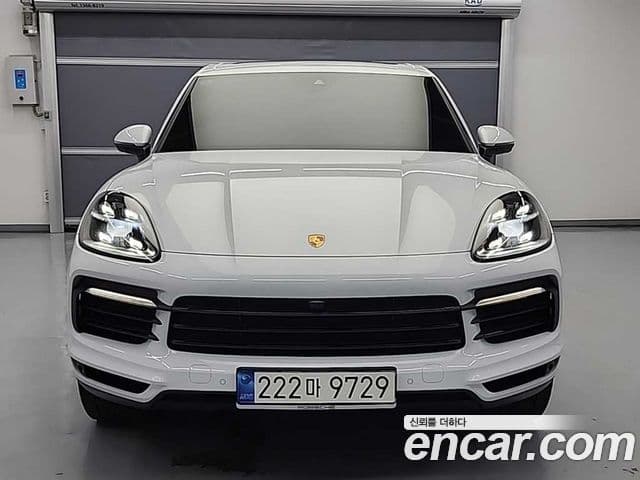 Porsche Cayenne 2021 — Photo 7/20