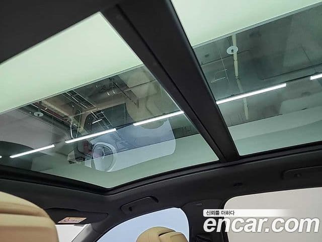 Porsche Cayenne 2021 — Photo 17/20