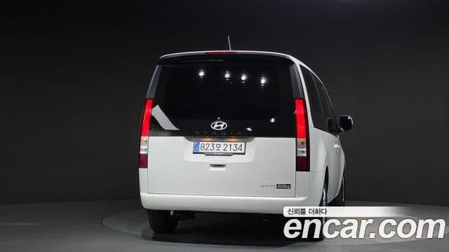 Hyundai Staria 2025 — ფოტო 4/20