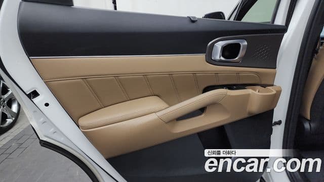 Kia Sorento 2024 — Şəkil 18/36
