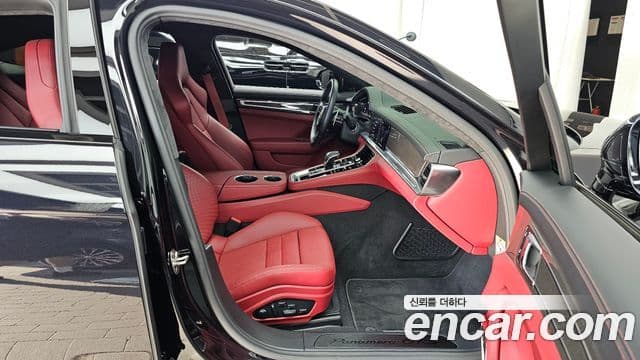 Porsche Panamera 2023 — Photo 26/36