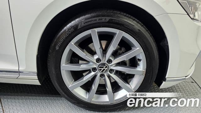 Volkswagen Passat GT 2021 — фото 5 из 20