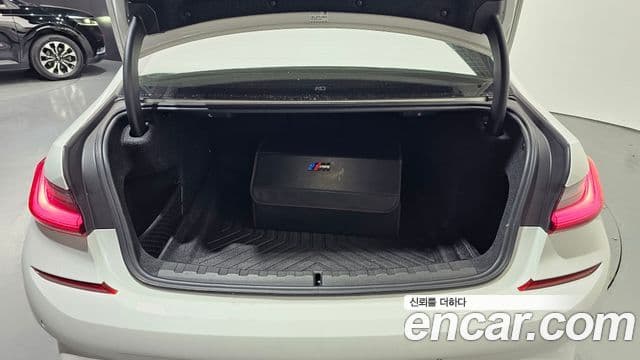 BMW 3 Series 2021 — ფოტო 20/20