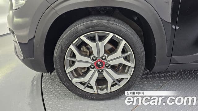 Kia Seltos 2020 — фото 5 из 20
