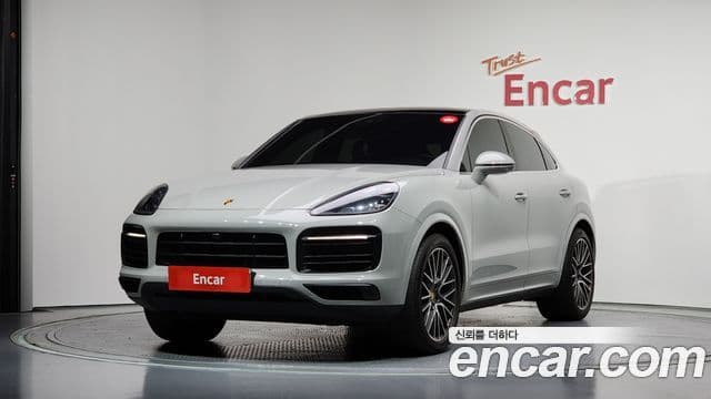 Porsche Cayenne 2020 — ფოტო 1/20