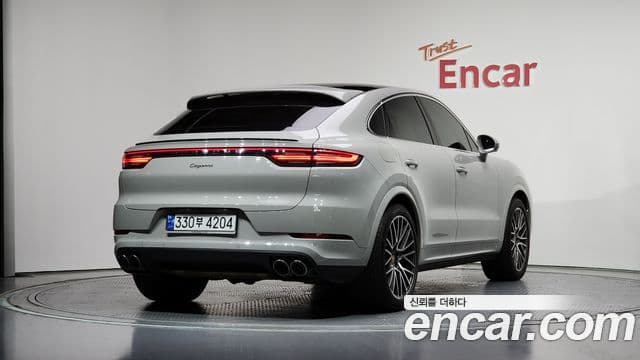 Porsche Cayenne 2020 — Фото 2/20