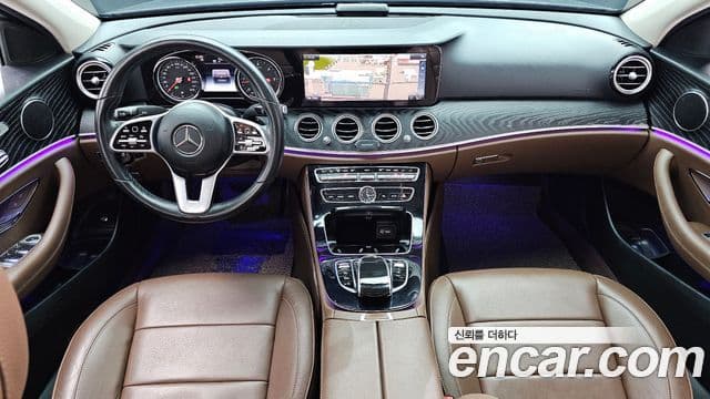 Mercedes-Benz E-Class 2018 — Şəkil 7/20