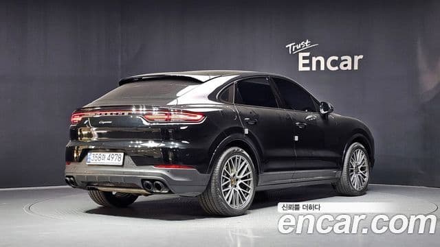 Porsche Cayenne 2023 — ფოტო 2/20