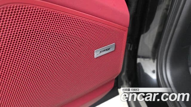 Porsche Cayenne 2023 — Photo 17/33