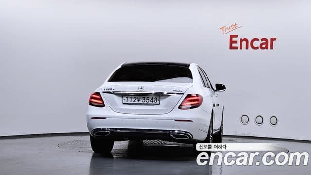 Mercedes-Benz E-Class 2019 — Şəkil 3/20