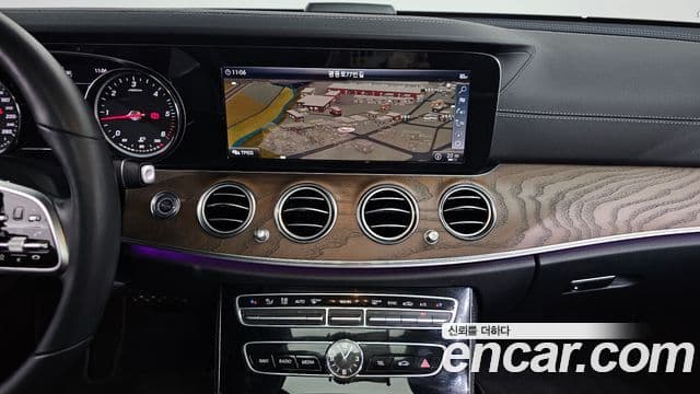 Mercedes-Benz E-Class 2019 — Şəkil 11/20