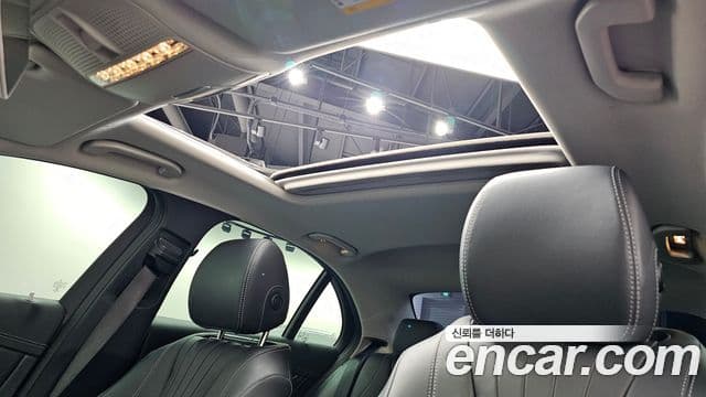 Mercedes-Benz E-Class 2019 — Şəkil 14/20
