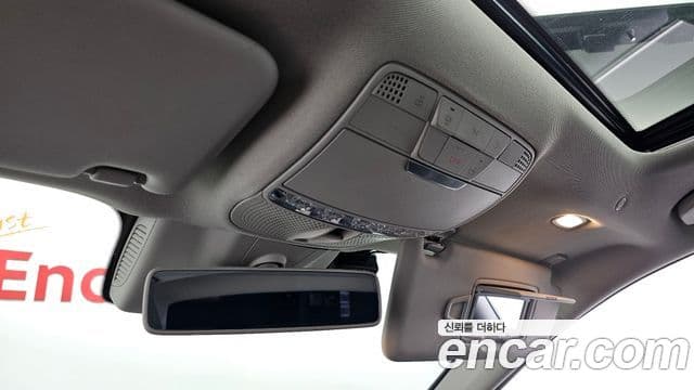 Mercedes-Benz E-Class 2019 — Şəkil 18/20