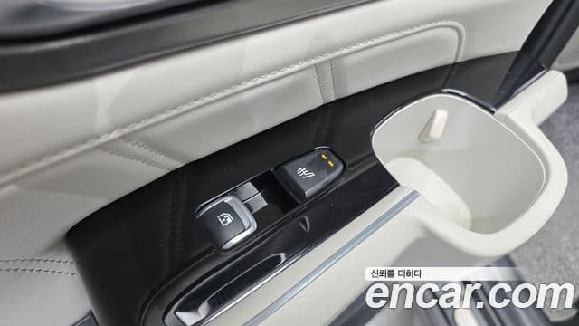 Kia Sorento 2022 — Şəkil 18/20