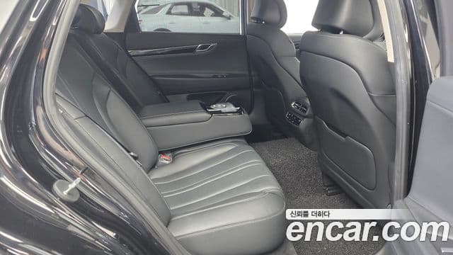 Genesis Electrified G80 2021 — Şəkil 11/20