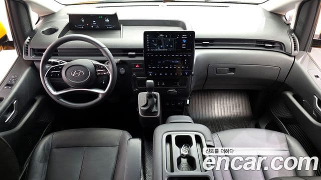 Hyundai Staria 2023 — Şəkil 7/20