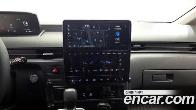 Hyundai Staria 2023 — Şəkil 15/20