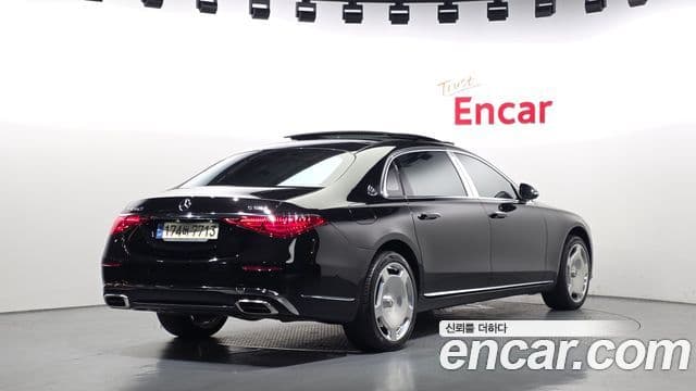 Mercedes-Benz S-Class 2021 — Photo 23/33