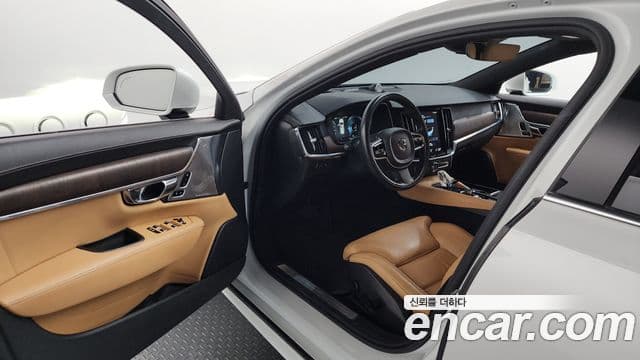 Volvo S90 2021 — Şəkil 10/20