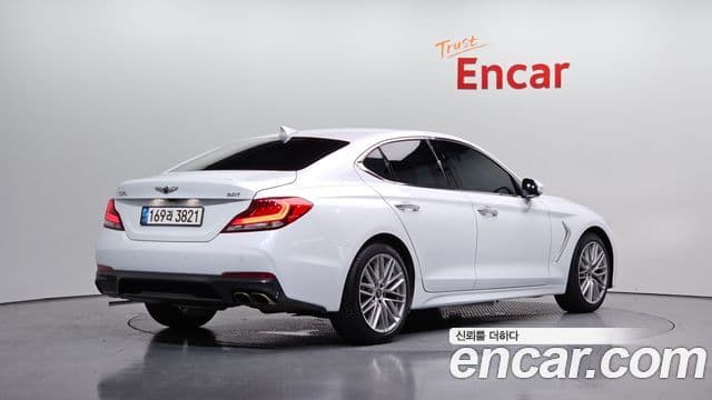 Genesis G70 2019 — ფოტო 2/20