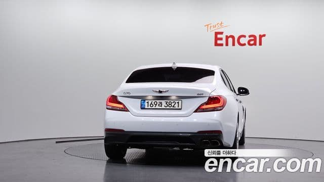 Genesis G70 2019 — ფოტო 4/20