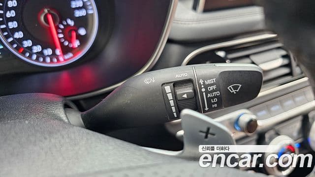 Genesis G70 2019 — ფოტო 20/20