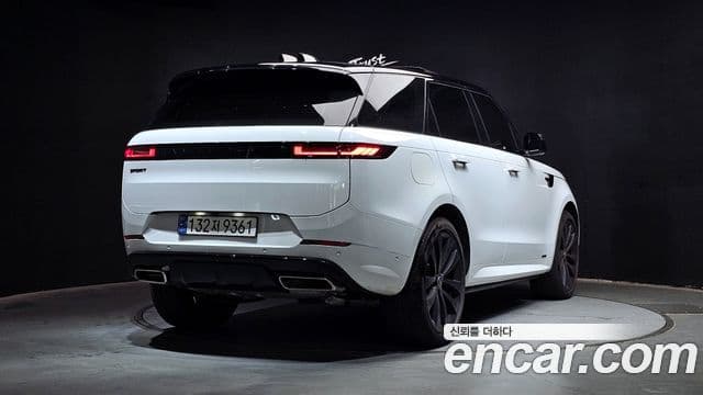 Land Rover Range Rover Sport 2025 — ფოტო 2/20
