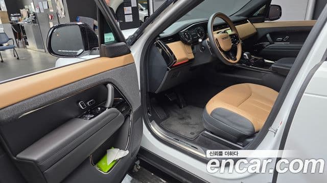 Land Rover Range Rover Sport 2025 — ფოტო 10/20
